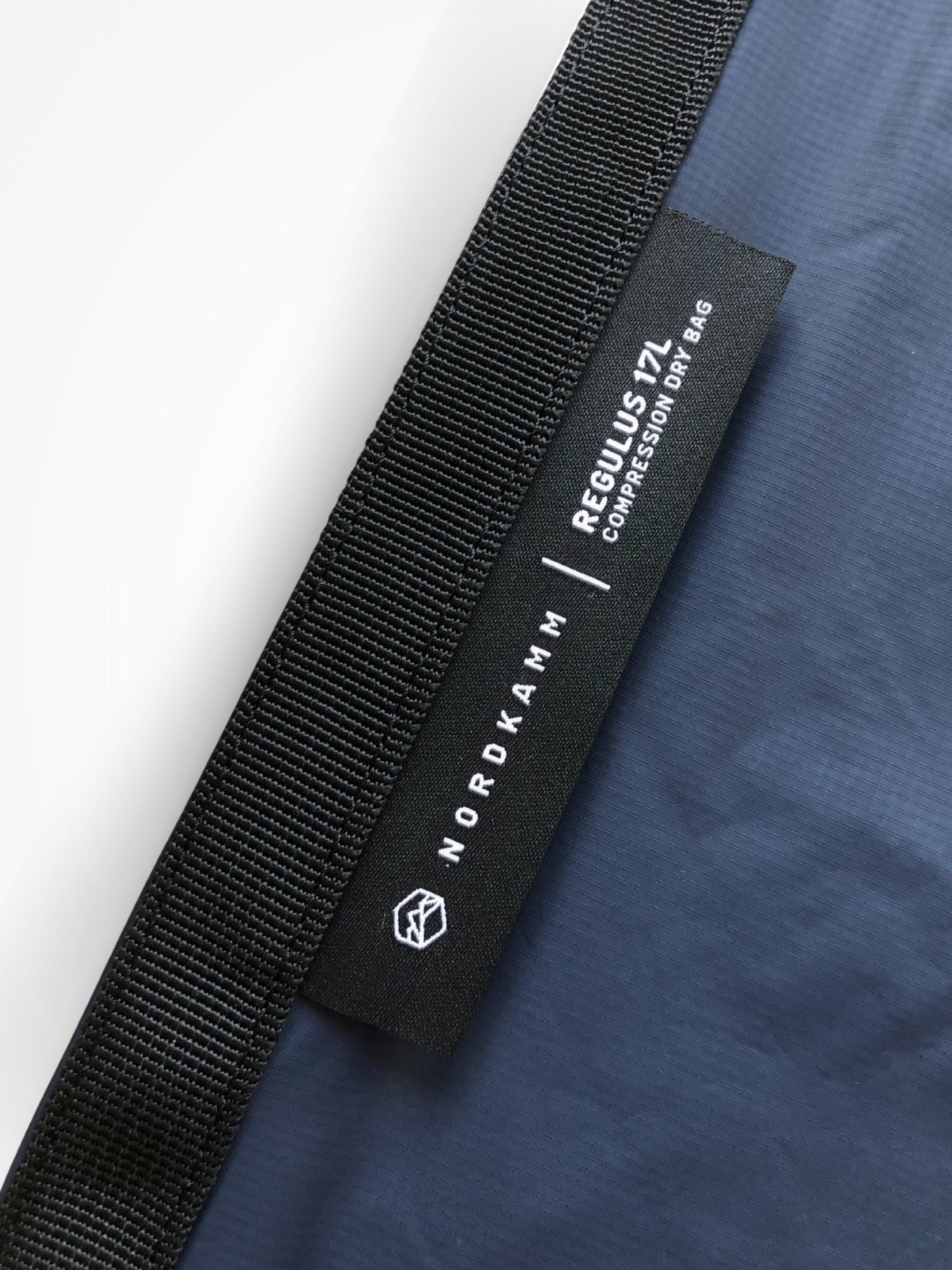 Compression Dry Bag mit Ventil, 17L, REGULUS